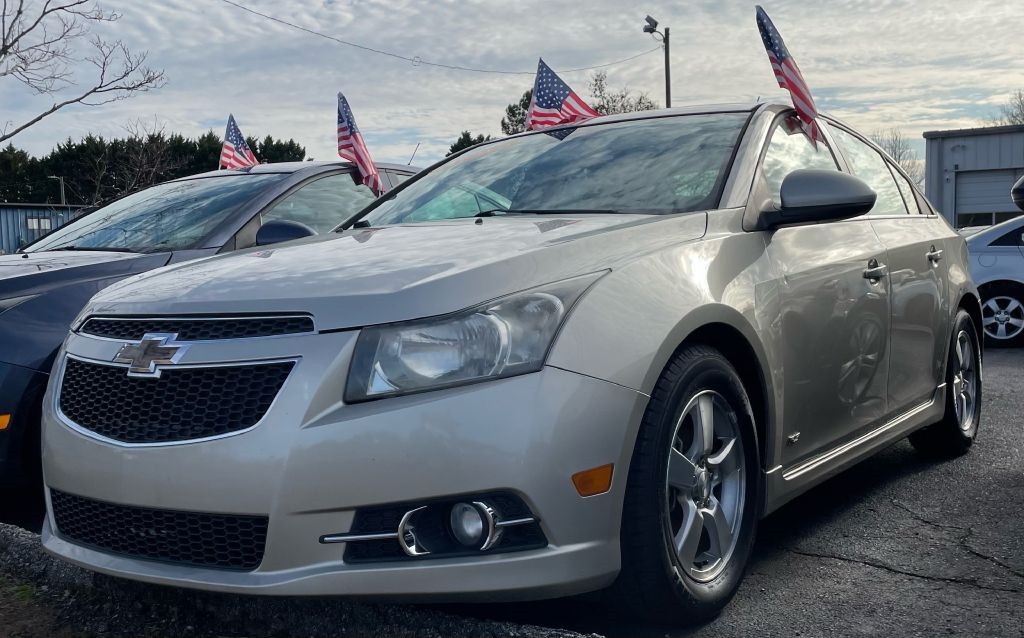 2013 Chevrolet Cruze 1LT's photo