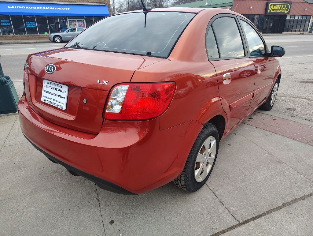 Kia Rio  2010