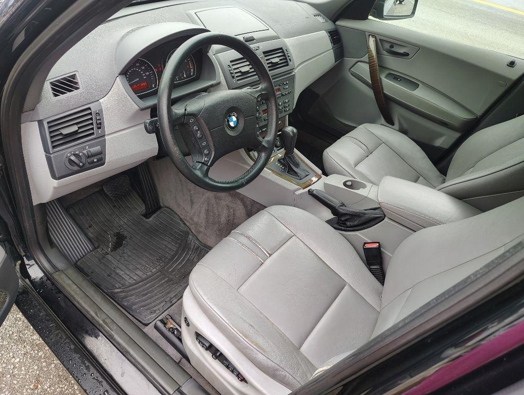 BMW X3  2004