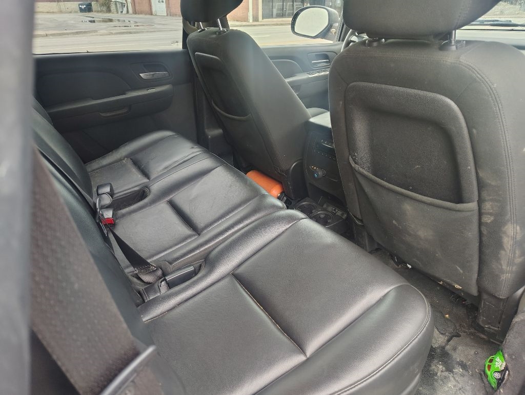 Chevrolet Tahoe  2010