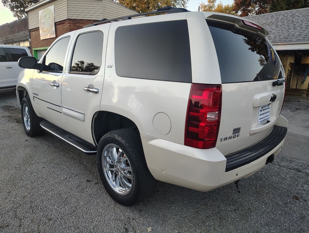 Chevrolet Tahoe  2008