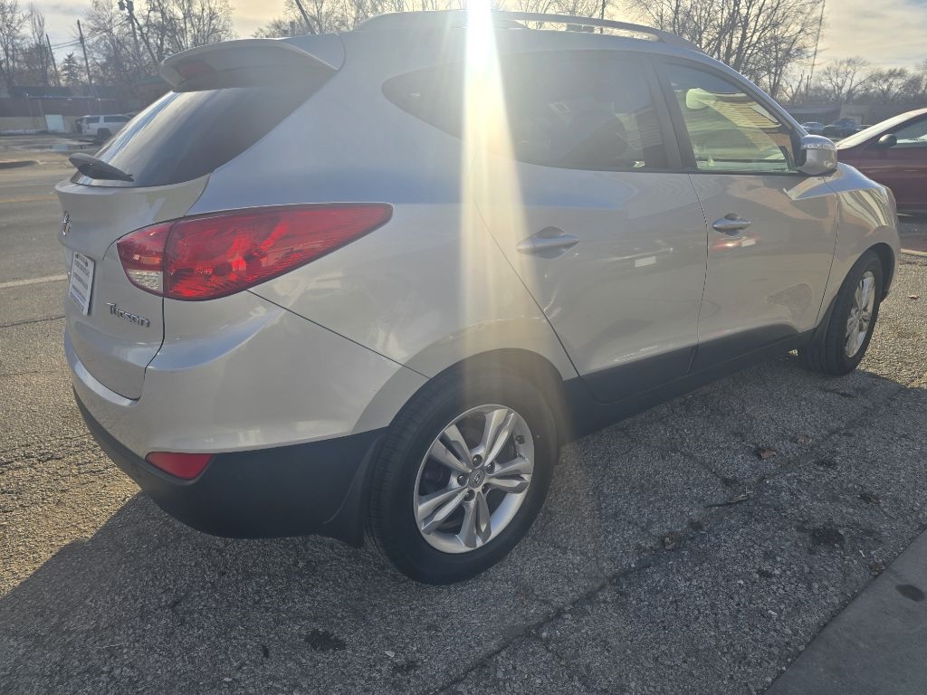 Hyundai Tucson  2013