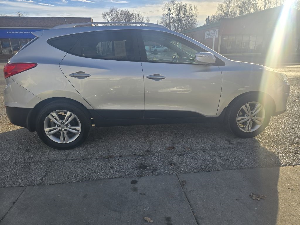 Hyundai Tucson  2013