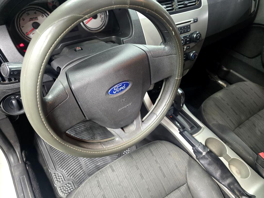 Ford Focus  2010