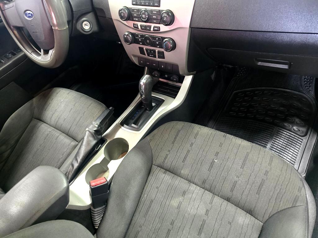 Ford Focus  2010