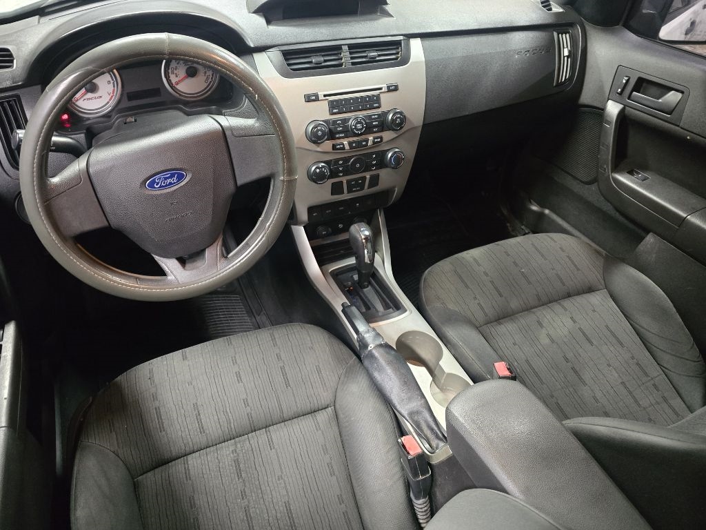 Ford Focus  2010