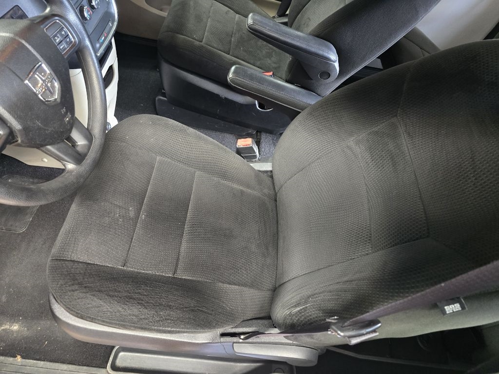 Dodge Grand Caravan  2012