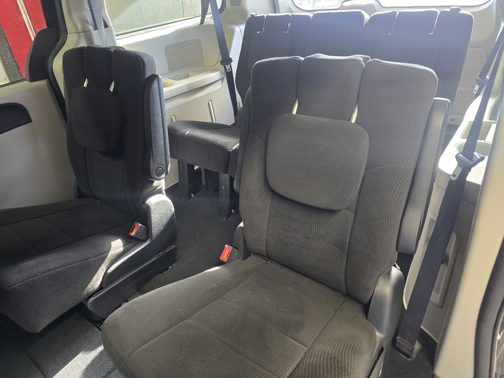 Dodge Grand Caravan  2012