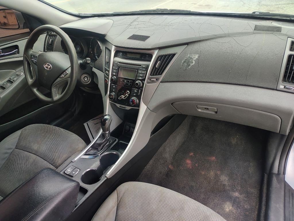 Hyundai Sonata  2013