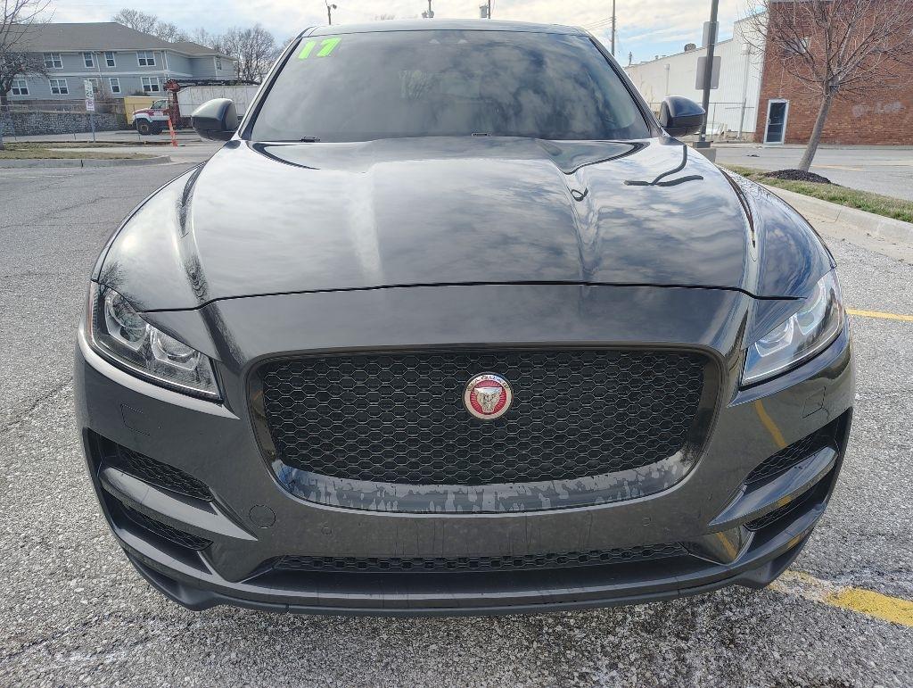 Jaguar F-Pace  2017