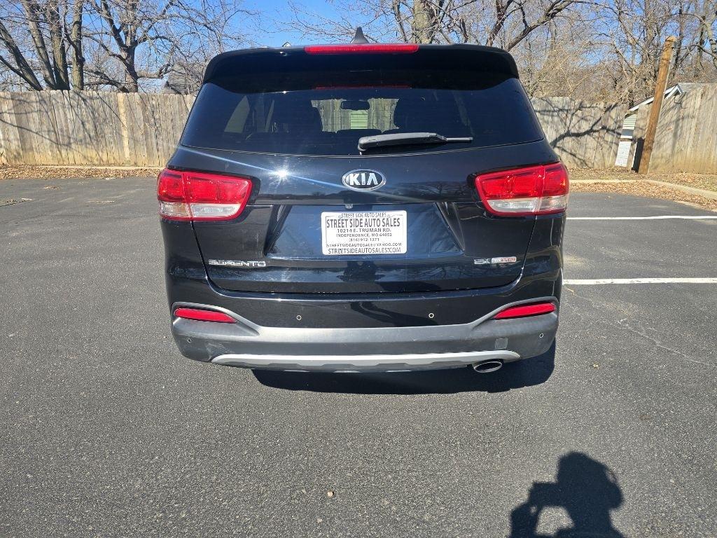 Kia Sorento  2016