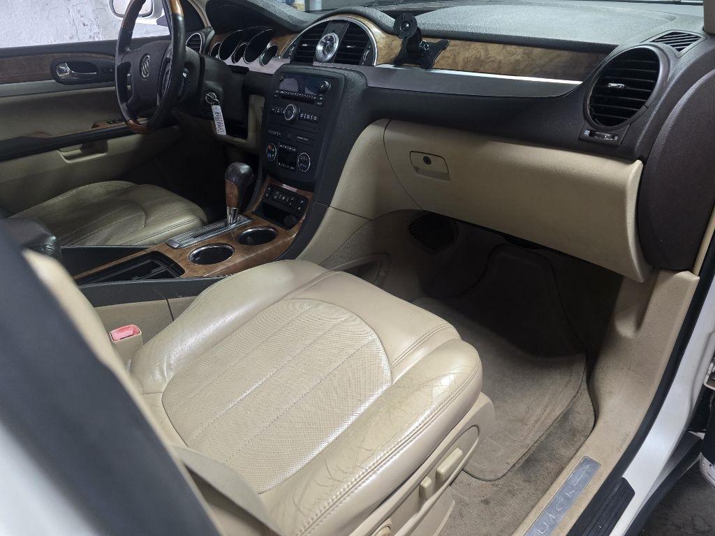 Buick Enclave  2008