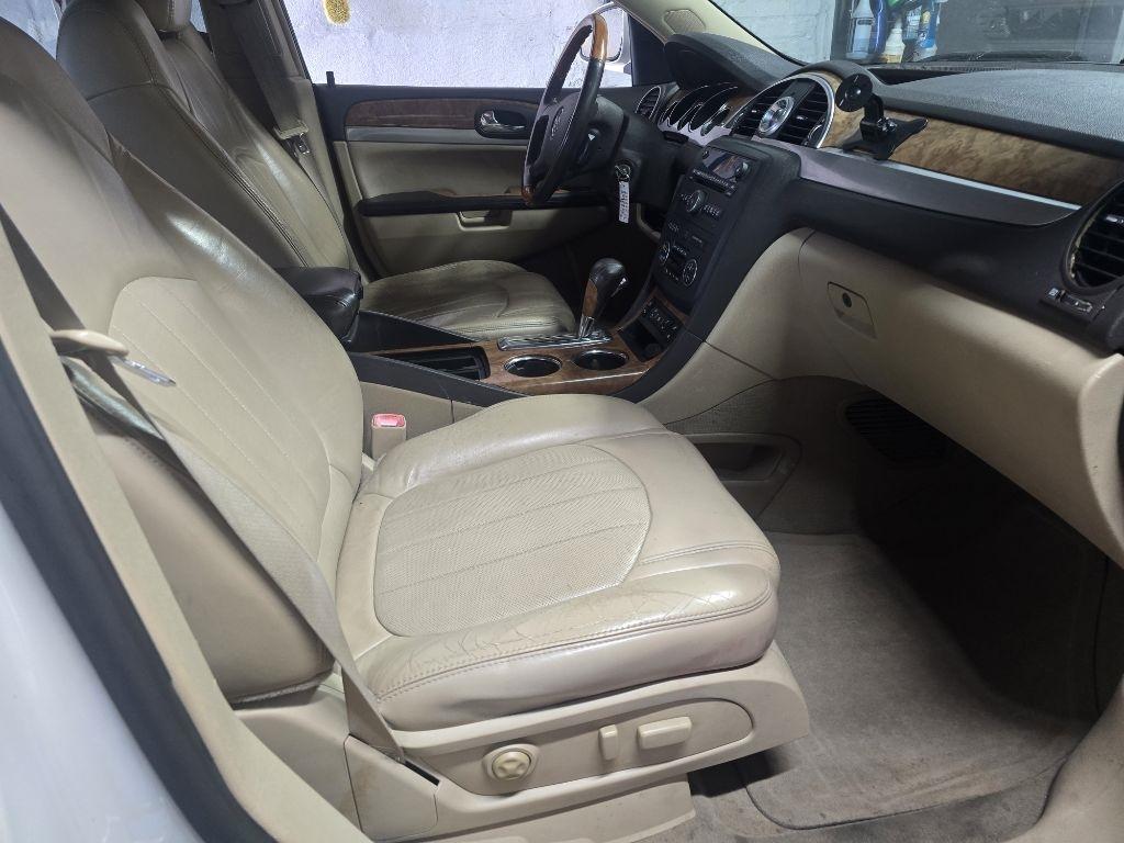 Buick Enclave  2008