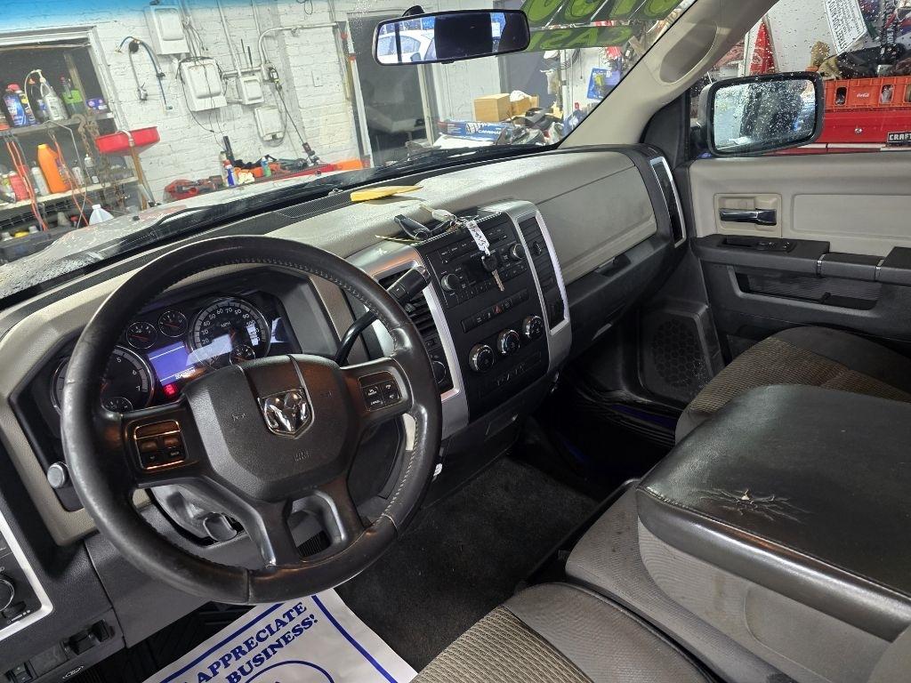 Dodge Ram 1500  2012