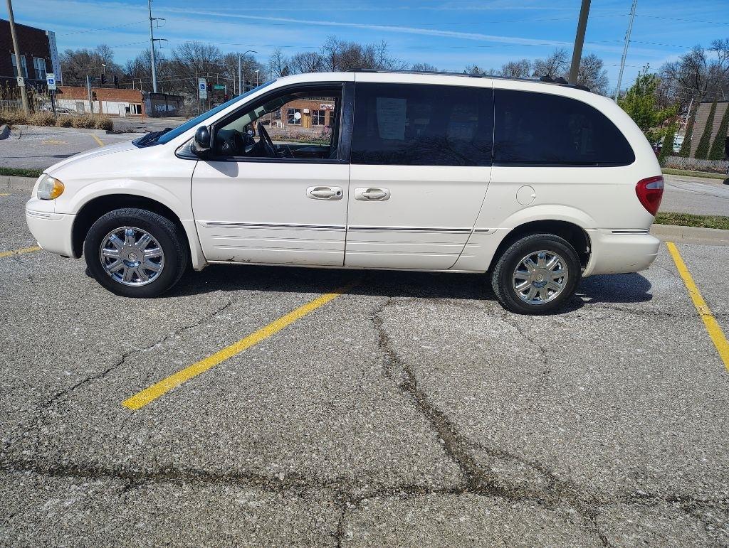 Chrysler Town & Country  2006