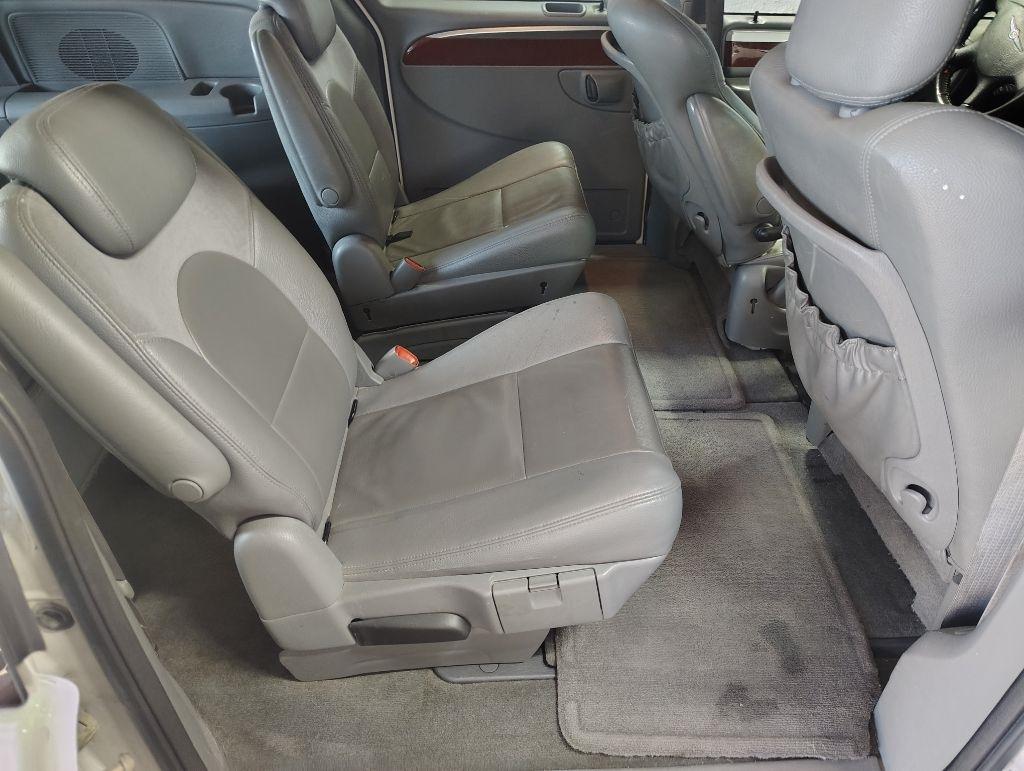 Chrysler Town & Country  2006