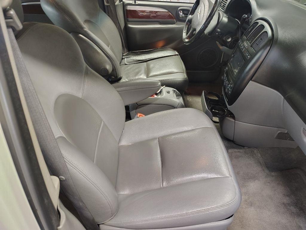 Chrysler Town & Country  2006