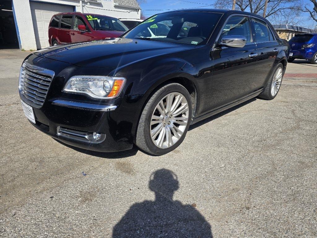 Chrysler 300  2012