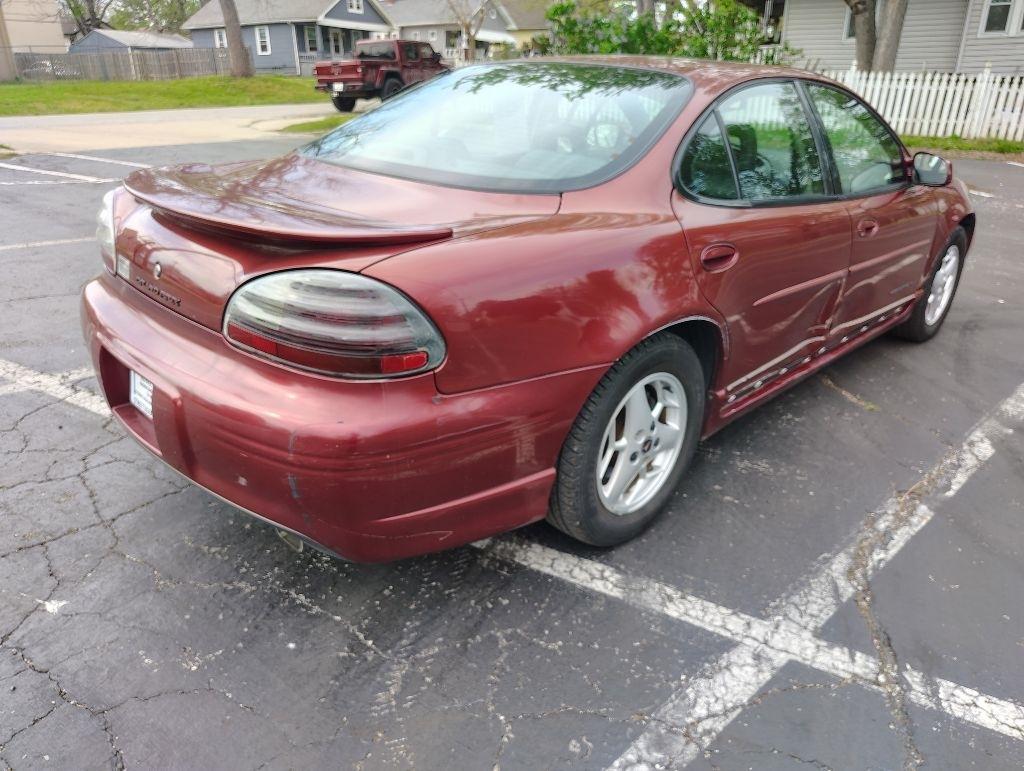 Pontiac Grand Prix  2002