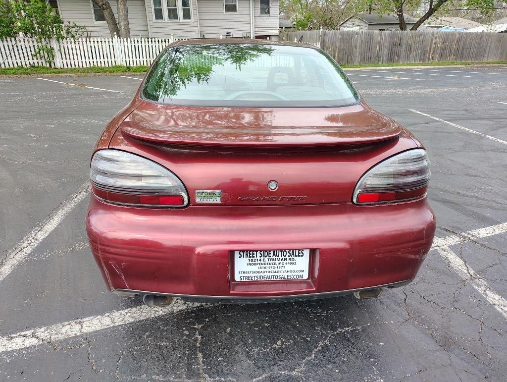 Pontiac Grand Prix  2002