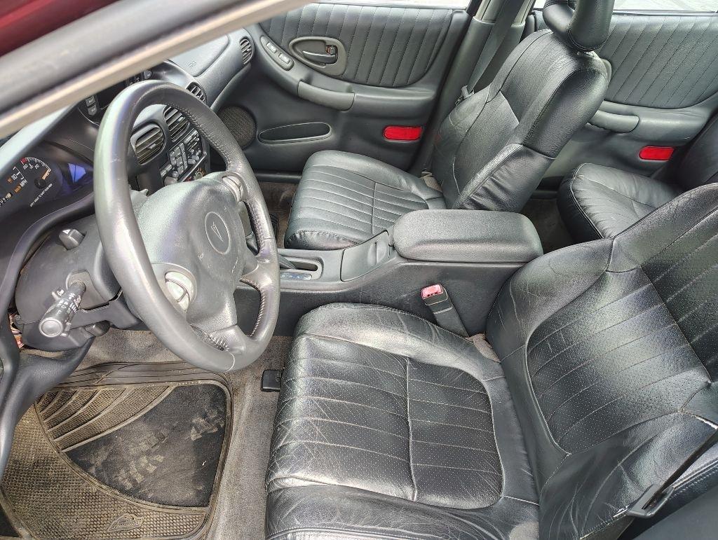 Pontiac Grand Prix  2002