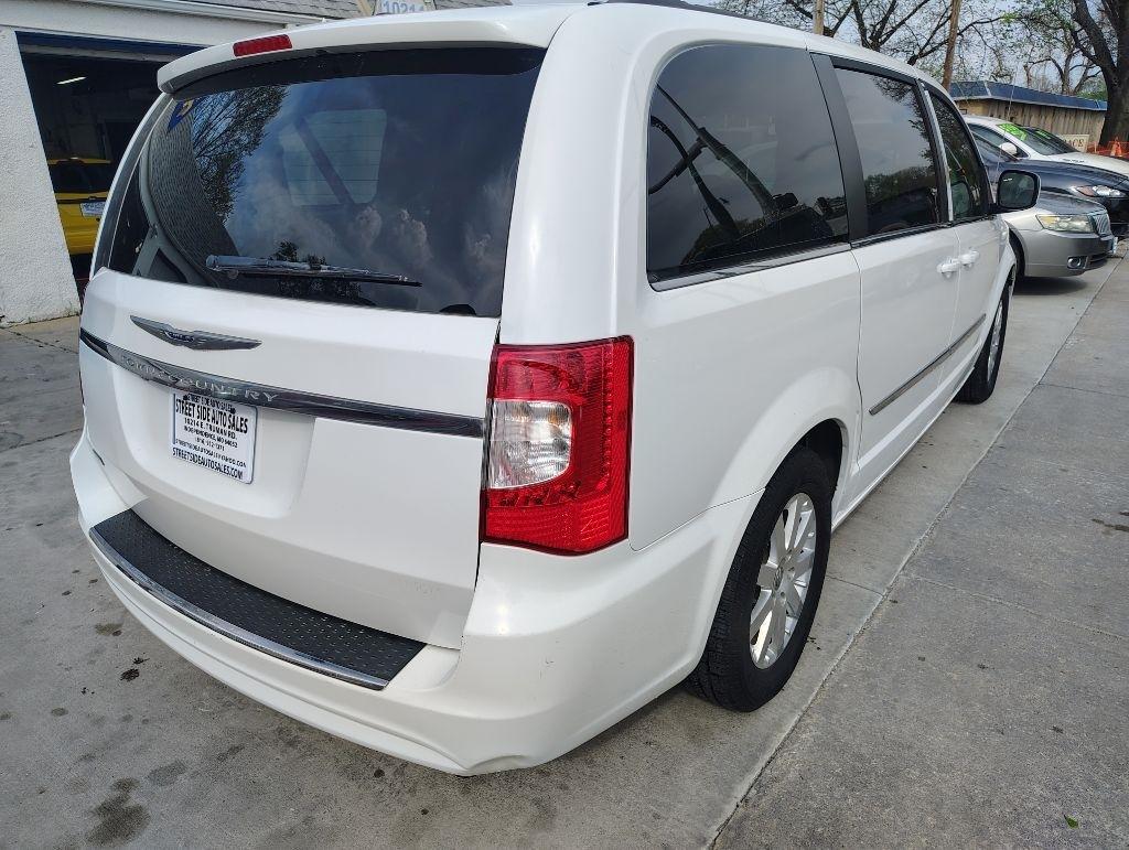 Chrysler Town & Country  2014
