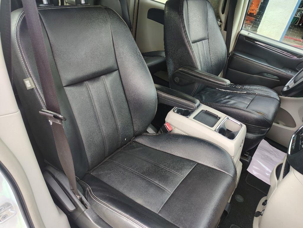 Chrysler Town & Country  2014