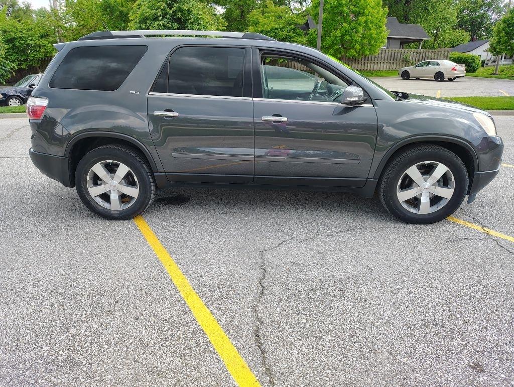 GMC Acadia  2011