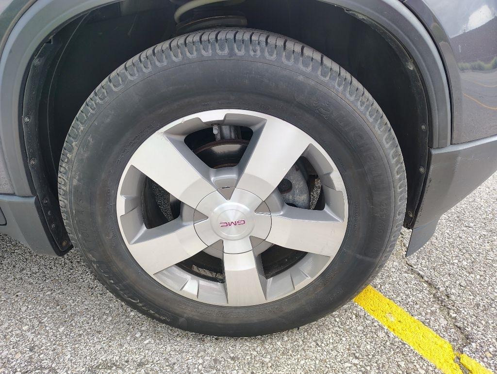 GMC Acadia  2011