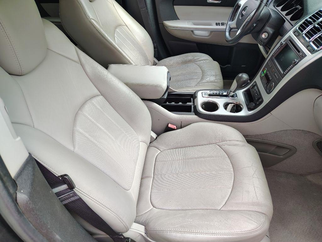 GMC Acadia  2011