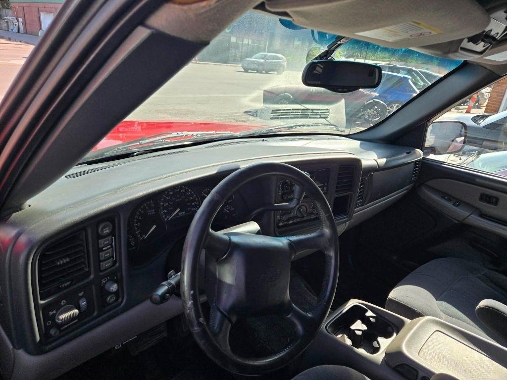 Chevrolet Suburban  2002
