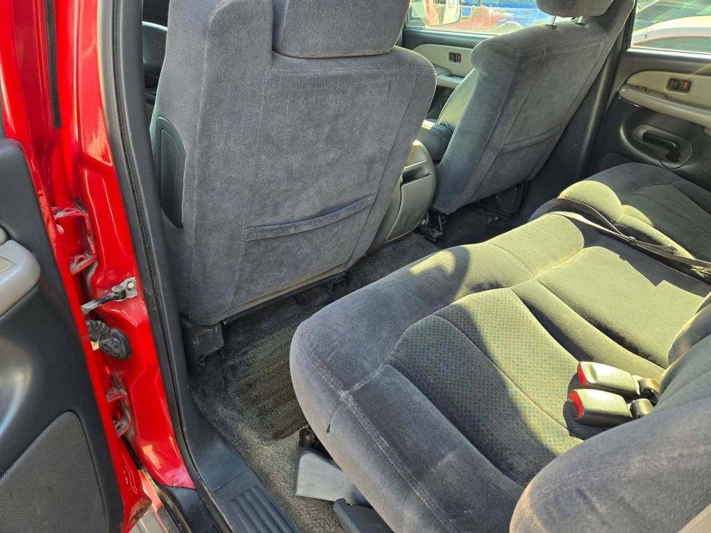Chevrolet Suburban  2002