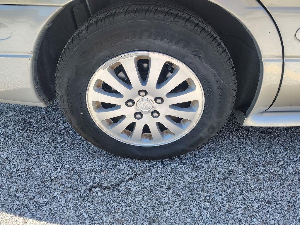 Buick LeSabre  2005