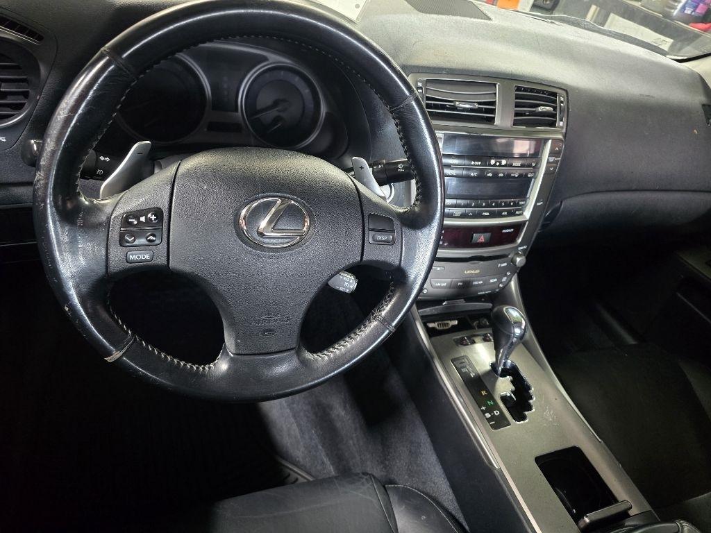Lexus IS  2008
