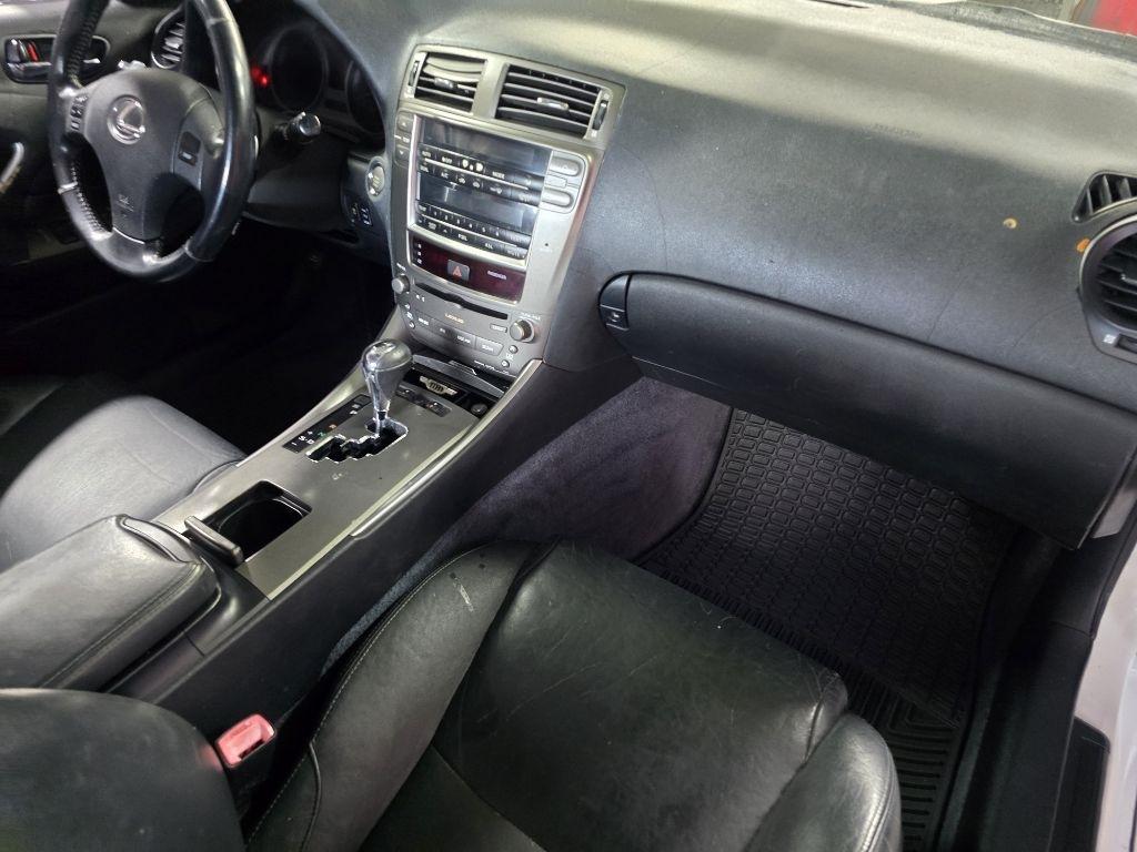 Lexus IS  2008