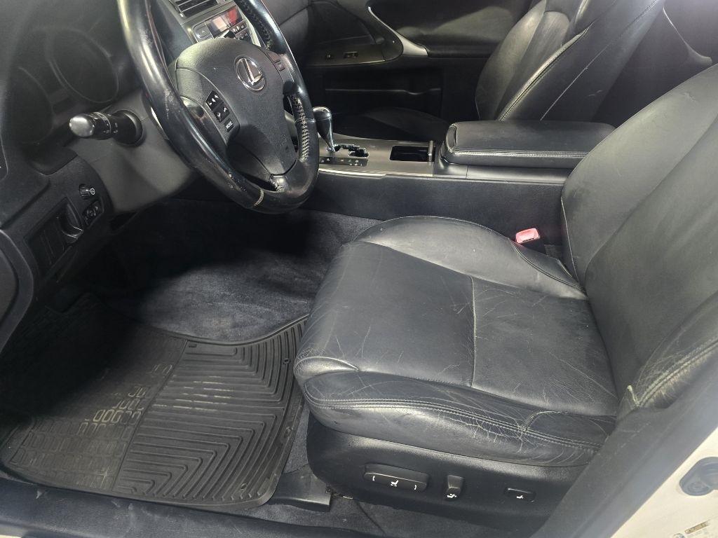 Lexus IS  2008