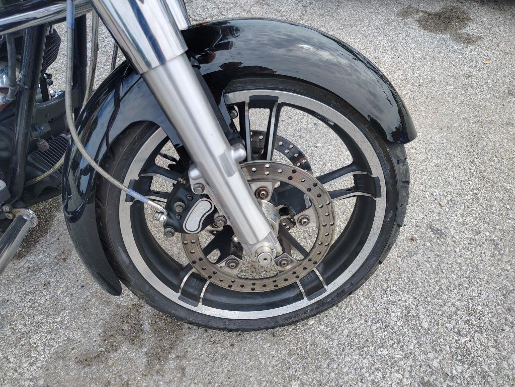 Harley-Davidson FLHTCUI  2005