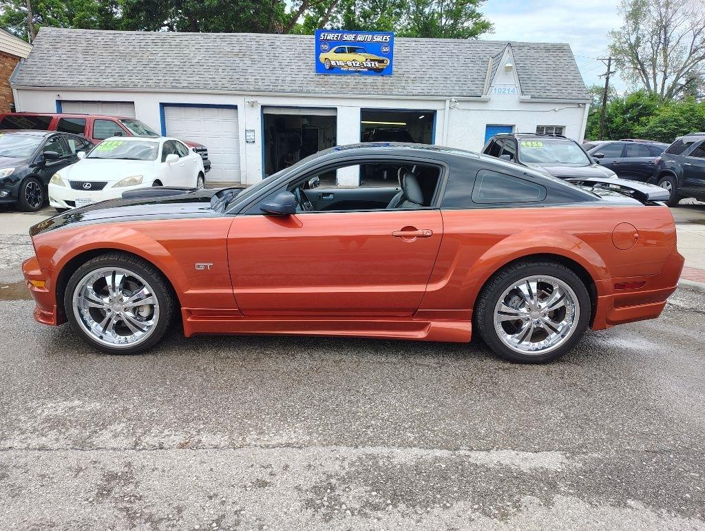 Ford Mustang  2007