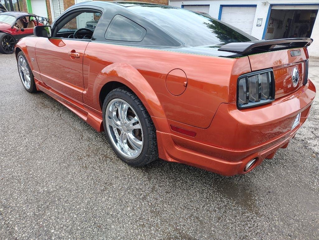 Ford Mustang  2007