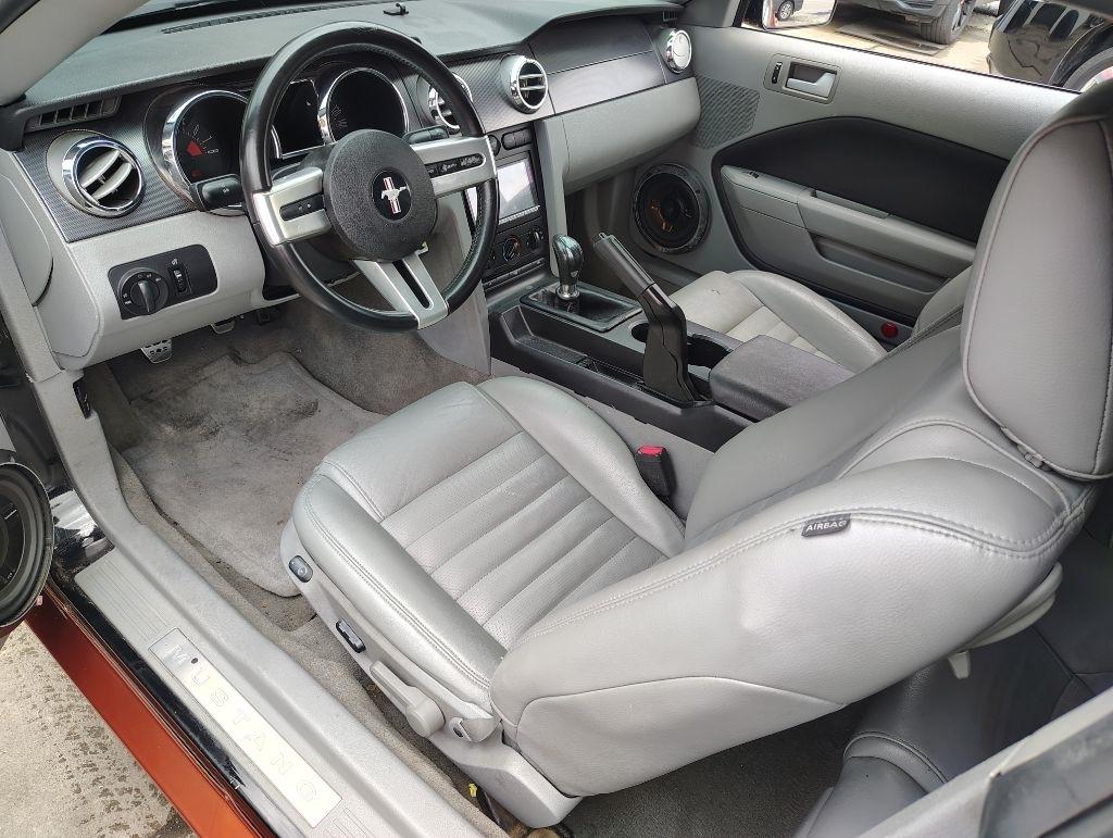 Ford Mustang  2007