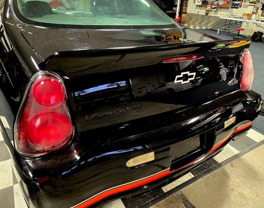 Chevrolet Monte Carlo  2005