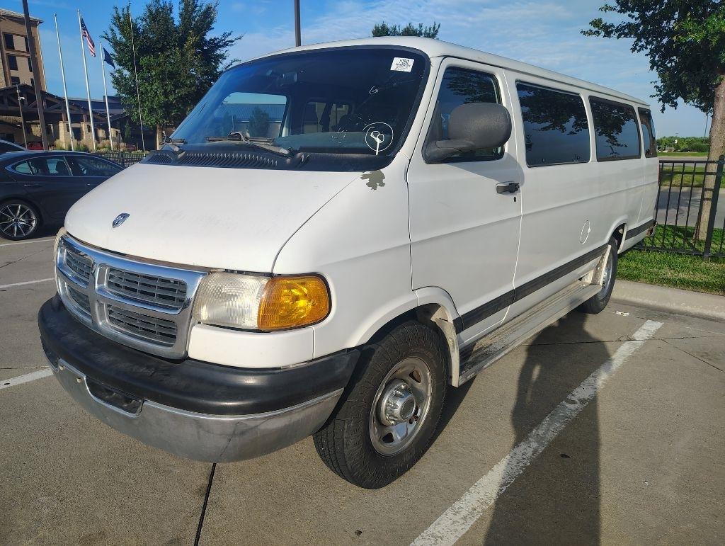 Dodge Ram Wagon  1999