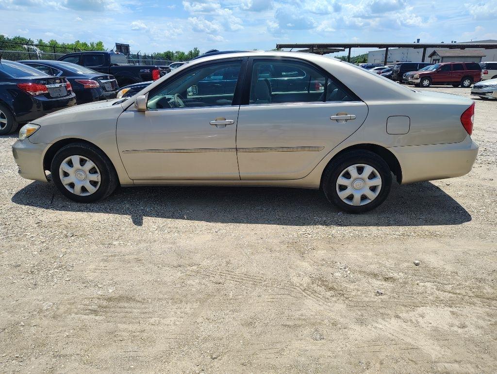 Toyota Camry  2003