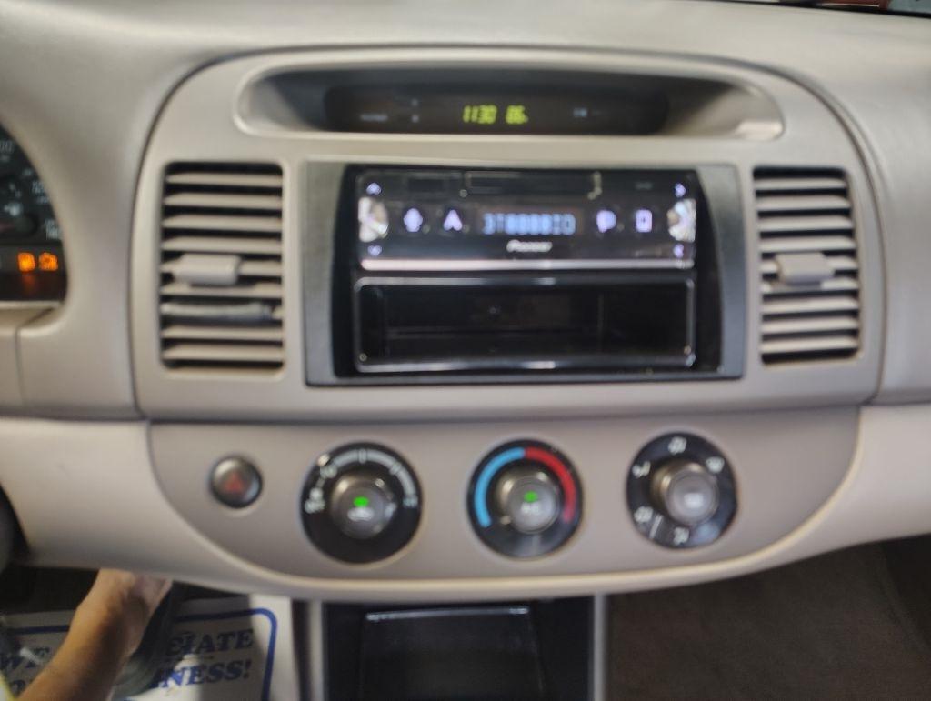 Toyota Camry  2003