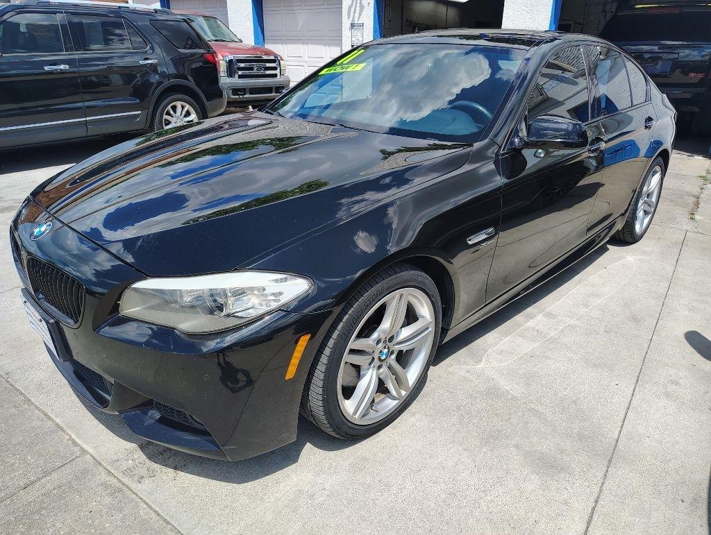 BMW 5-Series  2011