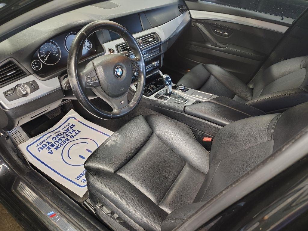 BMW 5-Series  2011