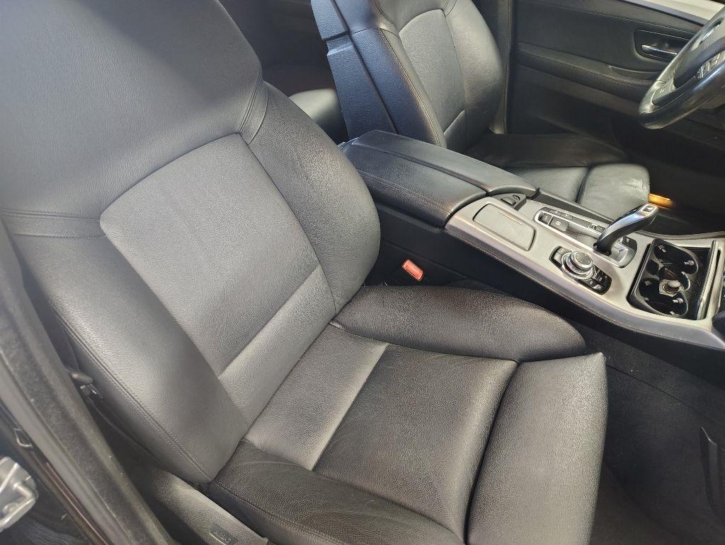 BMW 5-Series  2011