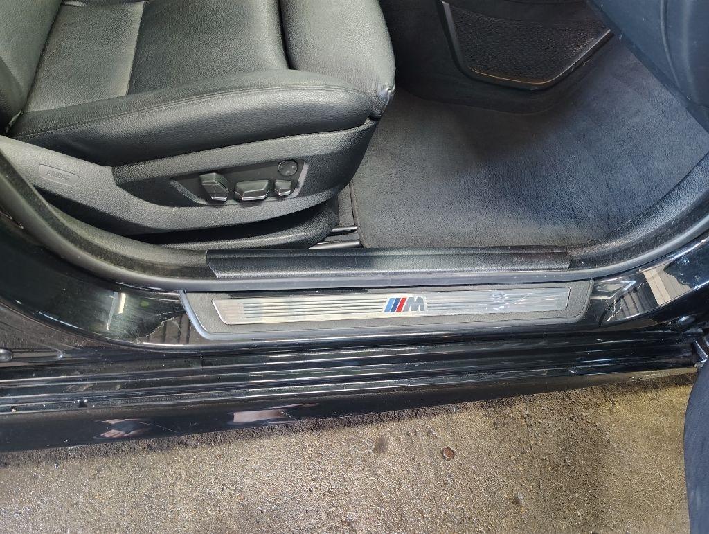 BMW 5-Series  2011