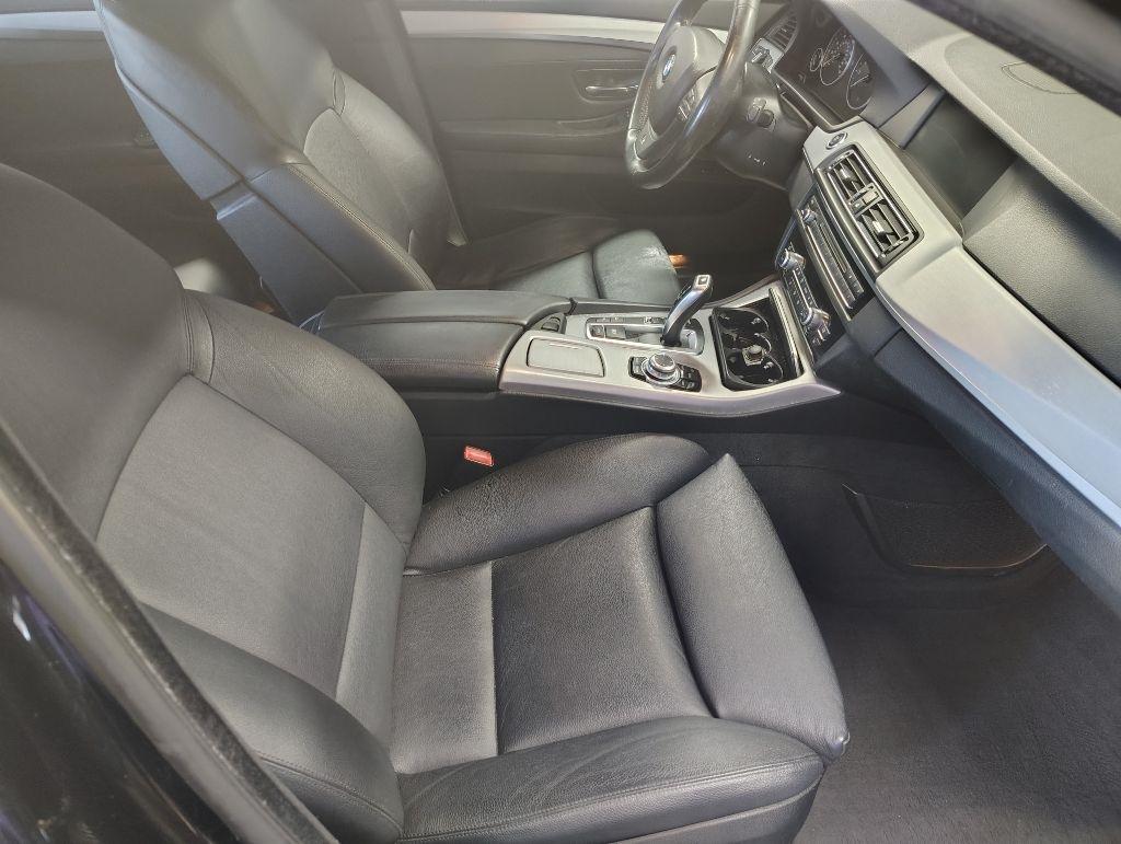 BMW 5-Series  2011