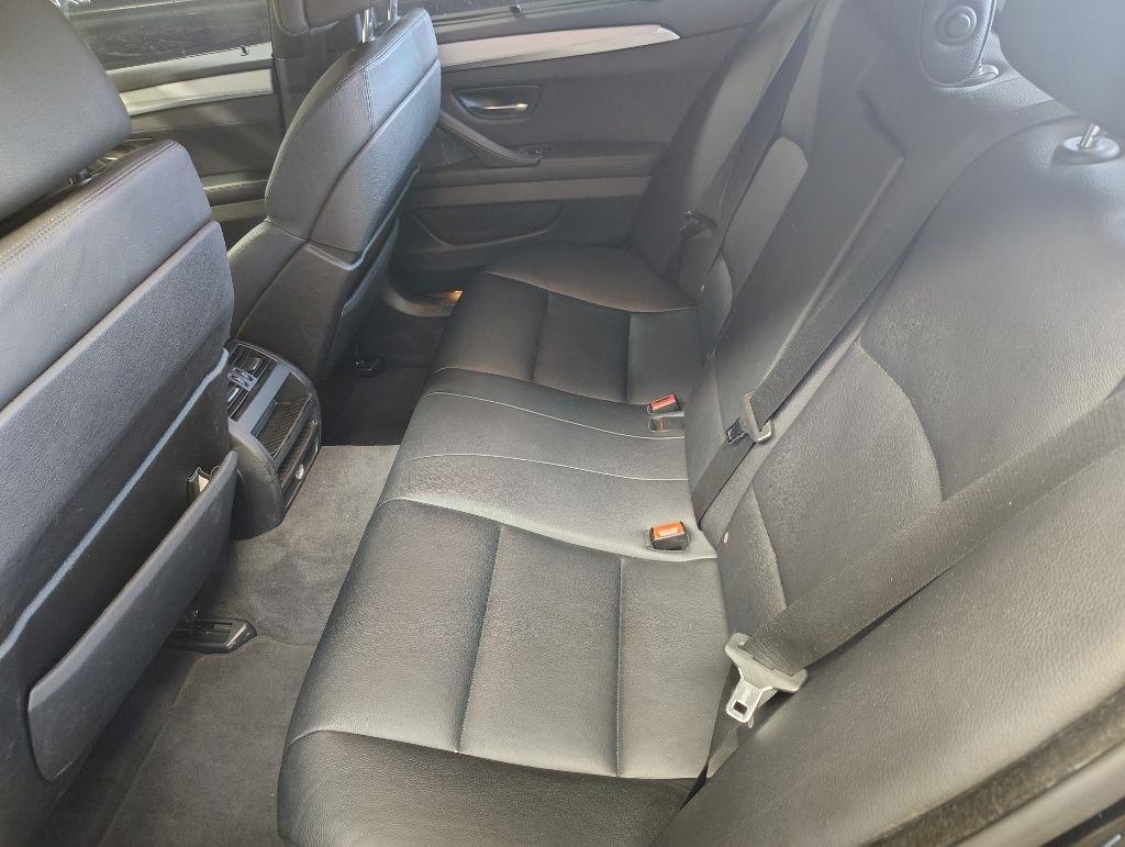 BMW 5-Series  2011